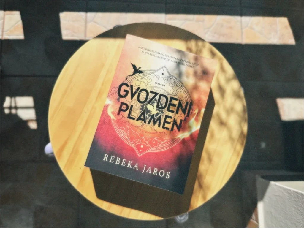 Gvozdeni plamen Rebeka Jaros